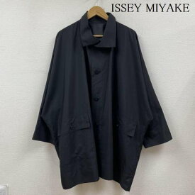 ISSEY MIYAKE イッセイミヤケ ジャンパー、ブルゾン ジャケット、上着 Jacket 1325. IL81FA325 ワイド シルエット ナイロン ジャケット【USED】【古着】【中古】10106938