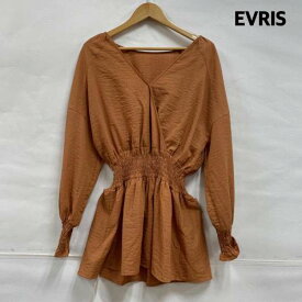 EVRIS エヴリス 長袖 カットソー Cut and Sewn EVRIS マトンスリーブギャザーブラウス バック フロント 2WAY サッカーストライプ タグ付 371930403101-01 FREE【USED】【古着】【中古】10108257