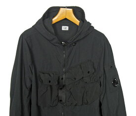 C.P.COMPANY (シーピーカンパニー)　FLAT NYLON　シャツジャケット起毛素材　耐水　製品染め　オリジナル素材のフラットナイロン使用ミリタリー仕様でカジュアル感とスポーツを演出しています 送料無料