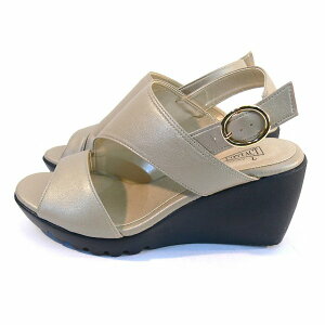 t@[XgR^Ng StBbgT_ fB[X Xgbv C pvX ɂȂ {  ̓ i[X_T  FIRST CONTACT  JWA EFbW pvX obNX