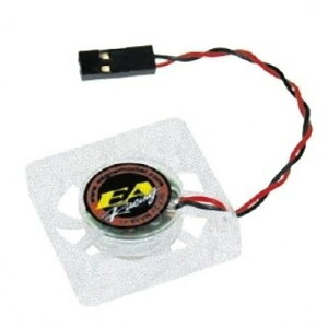 �C�[�O���͌^ �������N�[�����O�t�@���E7�t�B��:7.2V~8.4V�p 30X30x6.5mm 2900