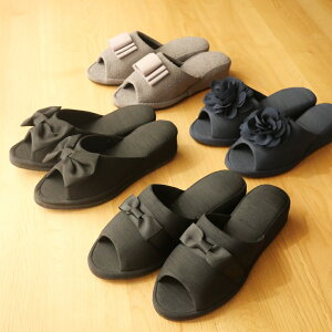 【ヒールスリッパ&巾着袋】スリッパ リボンヒール/サテンブーケ/サテン蝶/グログラン フォーマル ブラック 黒 入学式 卒業式 学校行事 室内履き かわいい  通年用 おしゃれ