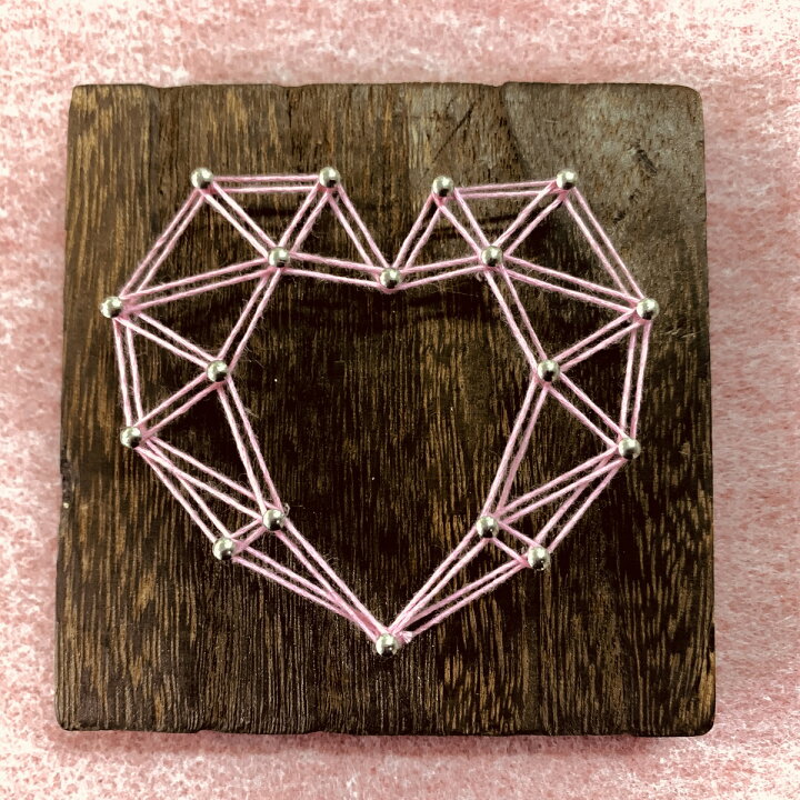 楽天市場 ストリングアート キット ハートデザインの制作キット 手芸キット ハンドメイドキット 手作りキット 手芸セット 材料セット 簡単 初心者 小学生 子供 夏休み 工作 プレゼント 糸かけアート ストリングアート 巣ごもりグッツ 糸アートショップ