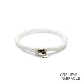 ビリーブインミラクル BELIEVEINMIRACLE 【 BZ BRACE ( ホワイト ) ビーズ ブレスレット 】[ 正規品 ] ガラスビーズ フリーサイズ 白 シルバーカラー チャーム タグ ペア プレゼント ユニセックス メンズ レディース 人気 ブランド おしゃれ