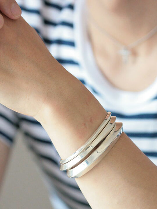 楽天市場】SunKu サンク 39 【 Triangle Bangle (M) / [ SK-126 