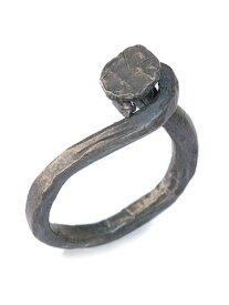 M.Cohen エムコーエン 【 hand-forged oxidized silver twisted nail ring [ R-102101-OXI-OXI ] シルバー ツイストネイルリング 】[ 正規品 ] 指輪 アンティーク調 クギ サビ 銀 925 ペア プレゼント ユニセックス メンズ レディース 【 送料無料 】