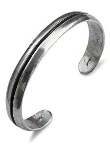 BELIEVEINMIRACLE �r���[�u�C���~���N�� �y ROUND BANGLE LINE ���E���h�o���O�� ���C�� �z[ ���K�i ] �u���X���b�g �J�t �X�^�[�����O�V���o�[ �n���h���C�h �� 925 �y�A �v���[���g ���j�Z�b�N�X ����