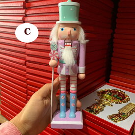 木製 くるみ割り人形 木工品 25cm 手作り マカロンカラー おもちゃ ハンドメイド 置物 置き物 インテリアオブジェ ウマ 北欧雑貨 ドイツ兵士人形 贈り物 クリスマス ハロウィン かわいい 洋風 誕生日 キッズ 子供部屋装飾