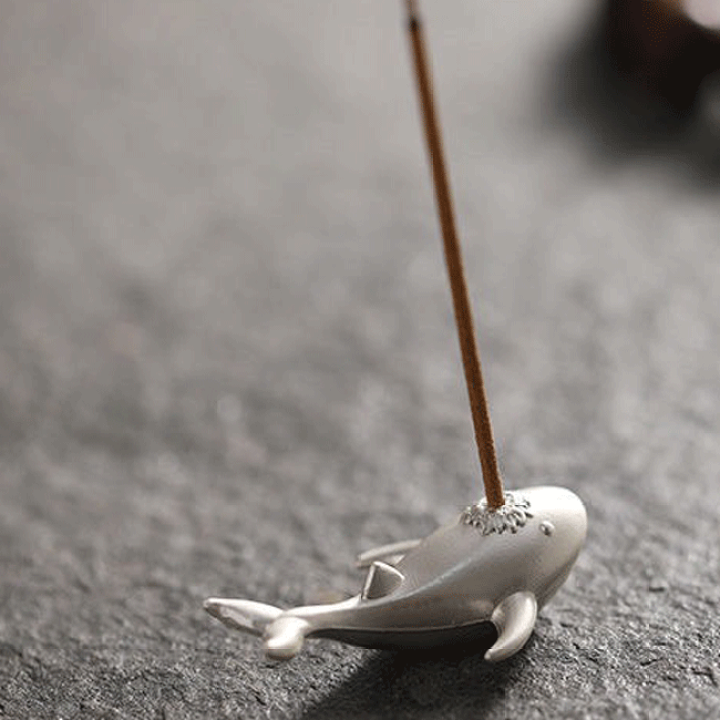 楽天市場】ちいさなくじらの線香立て クジラ 鯨 香炉 線香 御香 お香