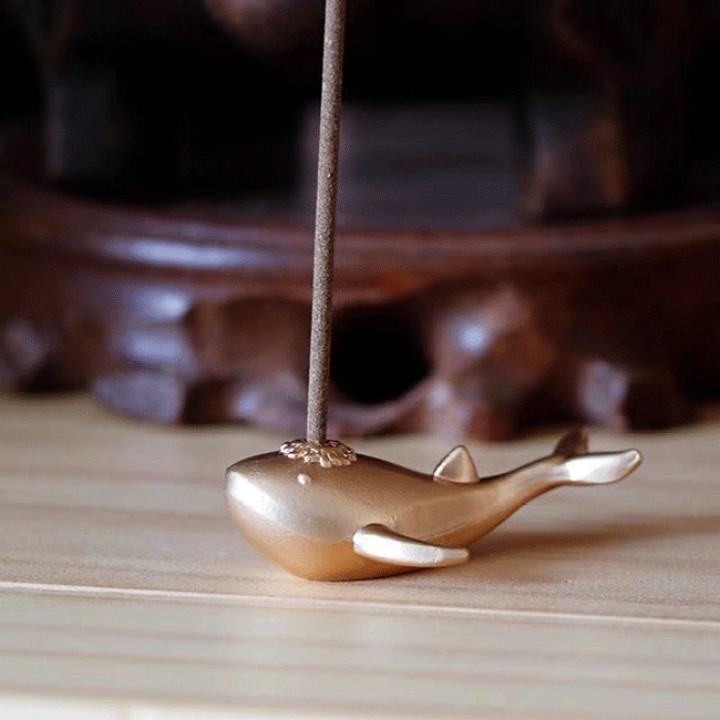 楽天市場】ちいさなくじらの線香立て クジラ 鯨 香炉 線香 御香 お香