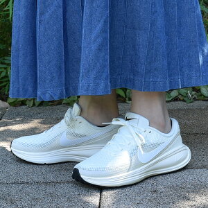 �i�C�L nike �X�j�[�J�[ ���f�B�[�X �����j���O �J�W���A�� �V���[�Y �C �^�� �t�@�b�V���� �X�|�[�c �E�B�����Y ���{�����[�V���� 8 HJ8485 103