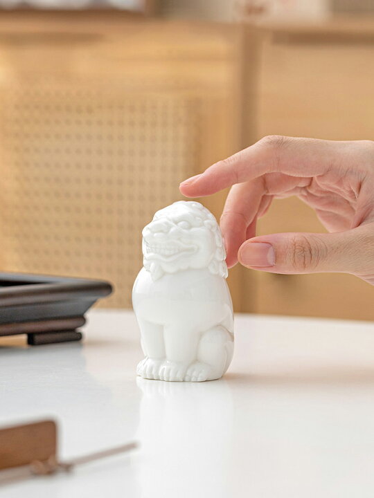 楽天市場】【1匹のみ】IwaiLoft 獅子の置物 白獅子 白盛 陶磁器 家の 