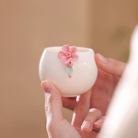 枯れないお花 フリーカップ ティーグラス ホワイト 湯のみ 湯呑み 小 白磁 お茶 カップ コップ 猪口 そばちょこ ティーコップ 手づくり おしゃれ 来客用 お茶用品 ティーウェア 白い器 茶器 中国茶器 茶杯 徳化磁器 白い器 贈り物にも 食洗機対応 電子レンジ対応 IwaiLoft