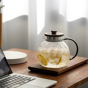 【直火可・1300ml】丸々 冷水筒 耐熱ガラス 麦茶ポット ピッチャー ガラスポット 石目調 木の蓋 ウォーターピッチャー ウォーターカラフェ クリア ジャグ フルーツポット ドリンクピッチャー