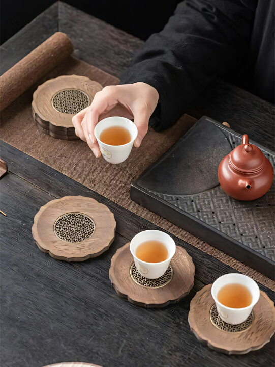 茶壺 【】 ? 中国茶器 花と蝶の装飾急須
