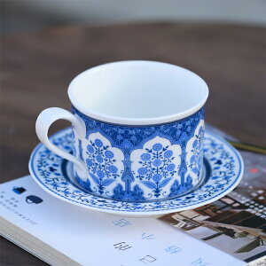 【豪華な中世貴族風・280ml】青花 マグカップ コーヒーカップ ティーカップ モーニングカップ ソーサー付き 茶托付き コーヒーマグ スープカップ 花柄 白 彼女 誕生日プレゼント 新居 祝い
