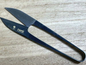 y[ z  xm ^ Ԃ |t  105mm {