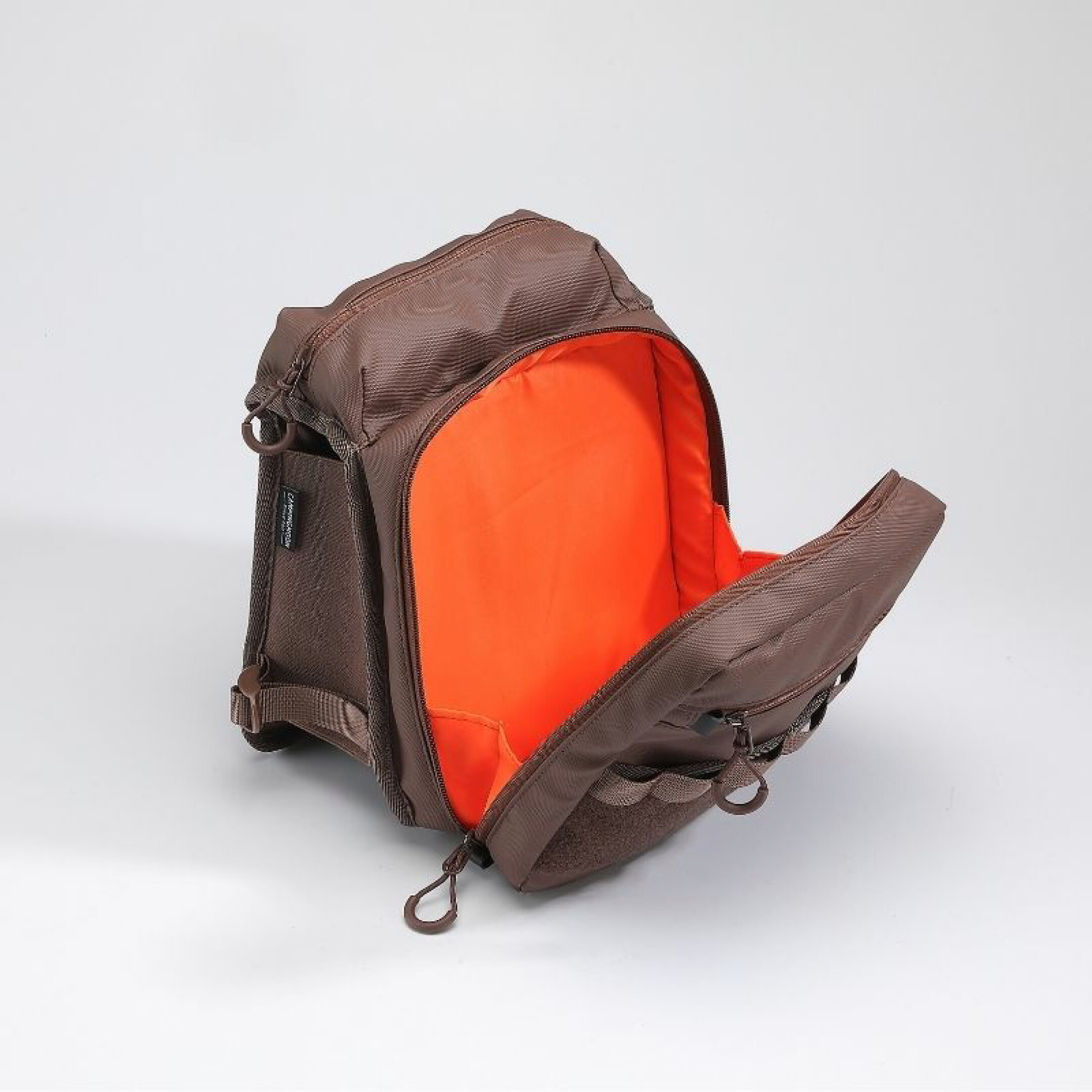 ヘッドレスト 収納