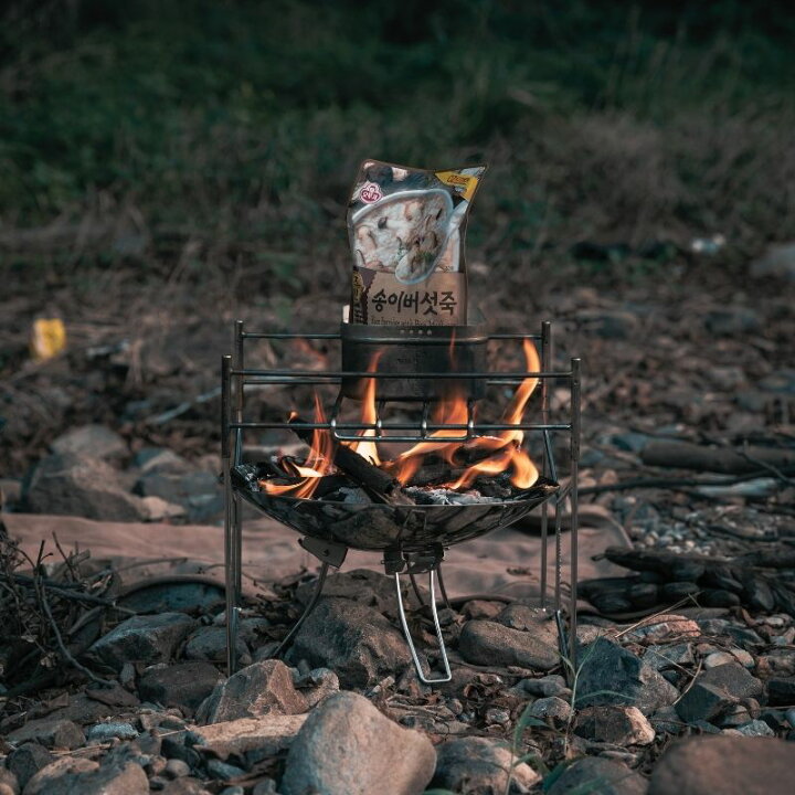 コールマン焚き火スタンド ファイアープレイススタンド 焚き火台の組み立て方「ステンレスファイアープレイス」 | コールマン