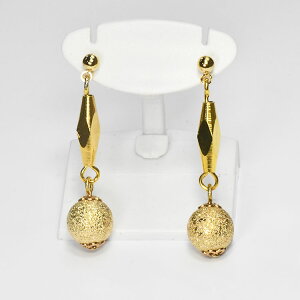 �{����18���W���G���[�̂悤�ȍ����� �X�E�B���M���O�{�[���s�A�X �C�G���[�S�[���h �X�^�b�h�s�A�X ���S�̃`�^���|�X�g ���{�� ���Y ����