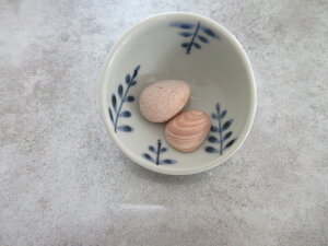 アロマストーン×砥部焼容器付き AromaStone 有限会社伊予鉱業所産 天然石 砥部焼容器直径約8cm アロマストーン2個