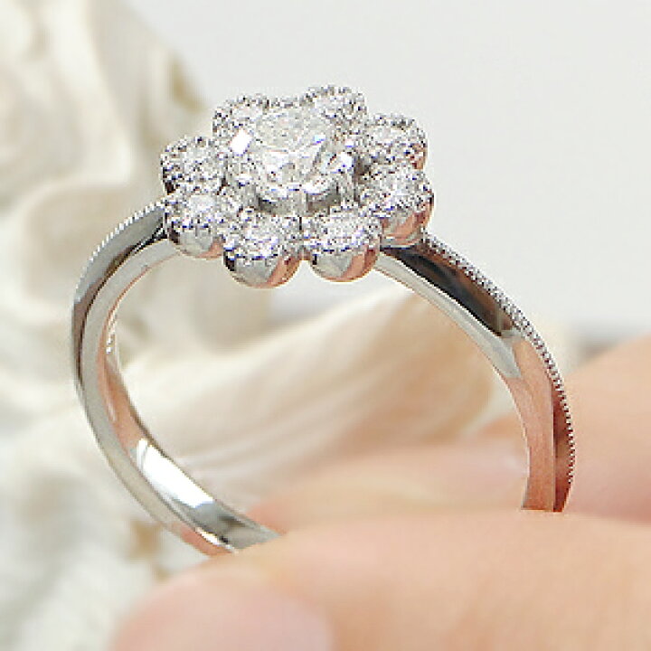 楽天市場】Pt900/K18YG【0.65ct】フラワー ダイヤモンド リング【送料  