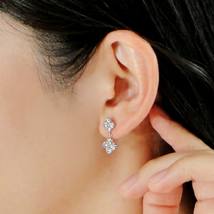 楽天市場】Pt900【2.00ct】フラワーモチーフ ダイヤモンドピアス【送料  