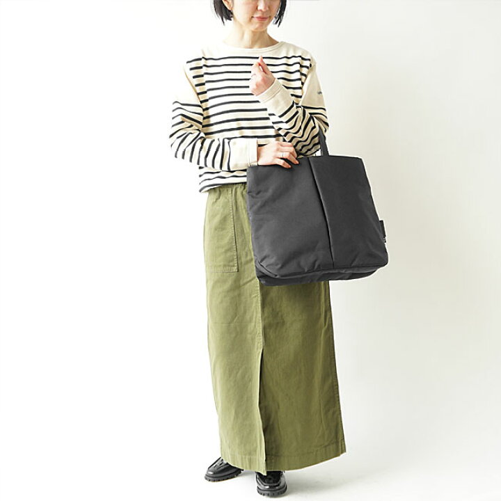 TUTUMU Fly tote カーキ