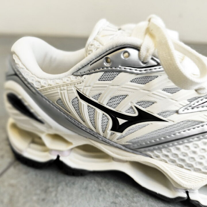 楽天市場】☆12%OFFクーポンプレゼント！MIZUNO ミズノ スニーカー 