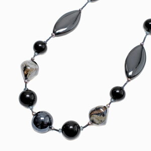 WG[EfUCi[yAFEJv[XzAVE CAPRICEC^A ~m MILANO  nhCh xl`AKX xl`AOX lbNX NX^ ubN  IV