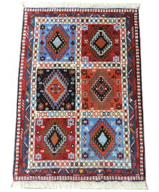 ペルシャ絨毯・カーペット ウール100％ 手織り ペルシャ絨毯の本場 （イラン シラーズ産） 玄関マットサイズ：134cm×82cm【本物保証】