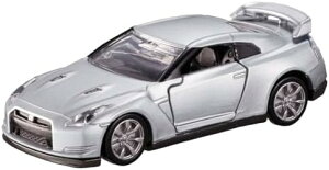 ^Jg~[ g~Jv~A 17 Y NISSAN GT-R ~jJ[  6Έȏyꌧ֔słz