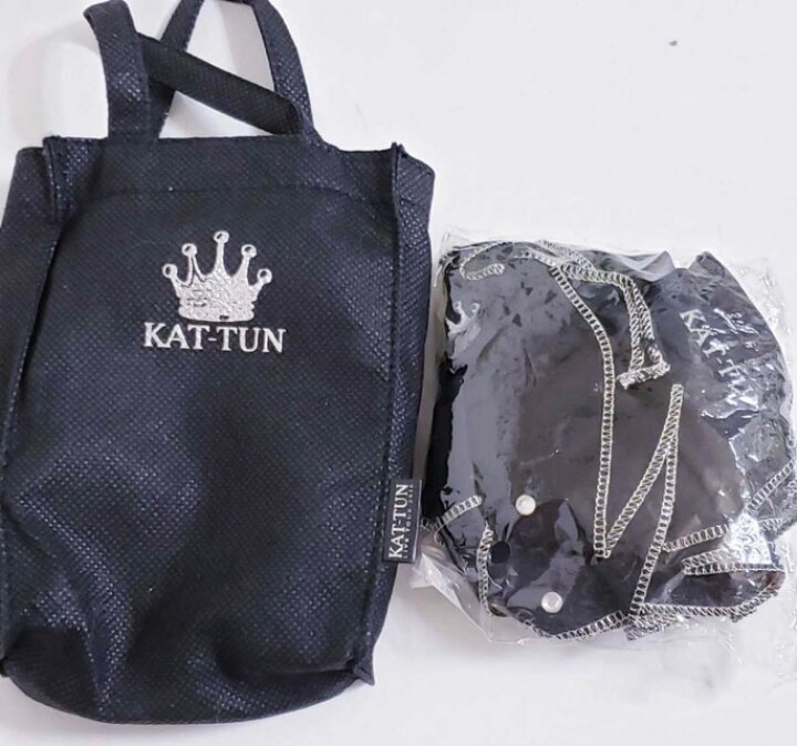 楽天市場】 KAT-TUN・[シュシュ (ミニバッグ付き)] ・ LIVE TOUR 2010 