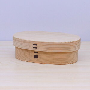 大館曲げわっぱ 弁当箱 小判弁当 い りょうび庵. 480ml 和食器 和風 食器 雑貨 キッチン用品 調理 おしゃれ かわいい 木製 曲げわっぱ お弁当箱 まげ わっぱ 卒園 卒業 記念品 あさのは堂