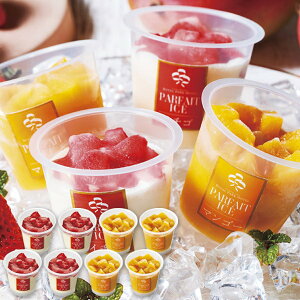 お歳暮 送料無料 アイスクリーム ギフト 横浜ロイヤルパークホテル監修 パフェアイス 8個 セット 詰め合わせ 生クリーム いちご マンゴー 高級 お菓子 スイーツ グルメ 食品 御歳暮 2025 お歳