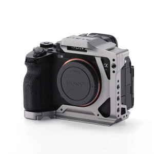 TILTA �\�j�[ ��7 V�p�n�[�t�J�����P�[�W (TA-T100-HCC)�@[��7V, ��7IV, ��7R V�Ή�]