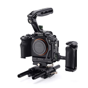 TILTA �\�j�[ ��7 V�p�t���J�����P�[�W �v���L�b�g (TA-T100-C-B)�@[��7V, ��7IV, ��7R V�Ή�]