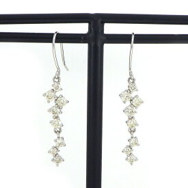 【ダイヤモンド】 フックピアス スウィング ダイヤモンド 0.19ct / 0.19ct K18WG 【中古】