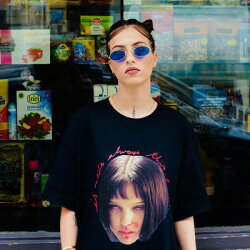 楽天市場 レオンtシャツ マチルダ Tシャツ 映画tシャツ Leon Nycxparys エヌワイシーバイパリ マチルダ フェイス ビッグtシャツ ナタリーポートマン 輸入 ユニセックス パンク ロック ファッション 半袖 ブラック 黒 ブランド メンズ モード系 V系 ストリート 夏