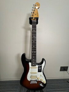 FENDER Player II StratocasterR HSS RW 3TS�X�g���g�L���X�^�[