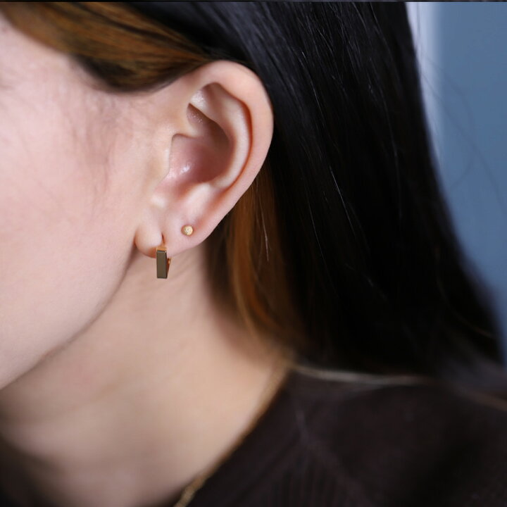 楽天市場】フープピアス 18k ピアス レディース シンプル スクエア