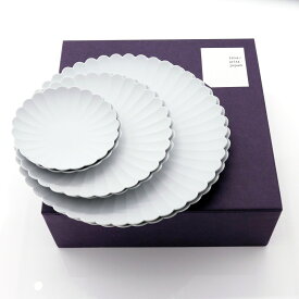 1616/arita japan TYパレスプレート220/160/110 各2枚セット 化粧箱入ペア 結婚祝い 贈り物 新築祝い 結婚 出産 内祝 誕生日 プレゼント お祝い 皿 オーブン レンジ可