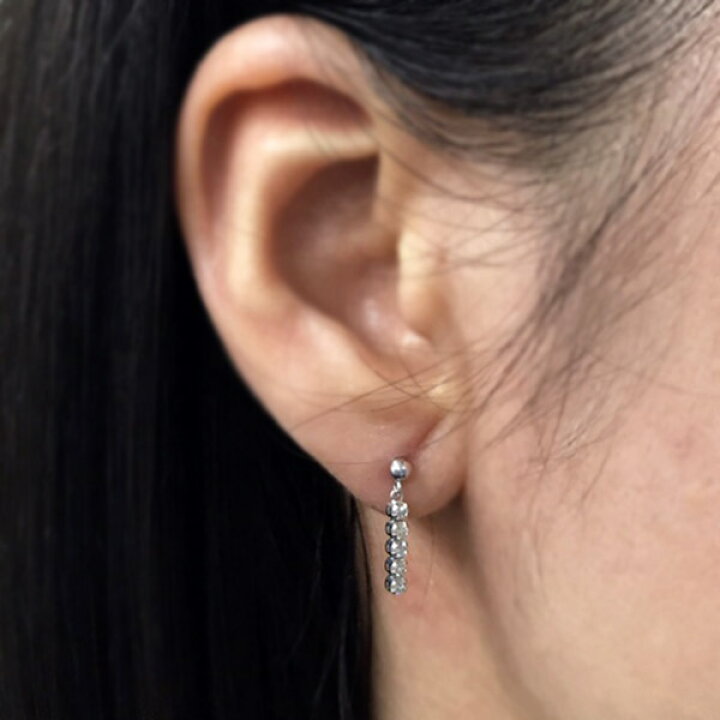楽天市場】ダイヤモンド ピアス ラインピアス K18 ホワイトゴールド 