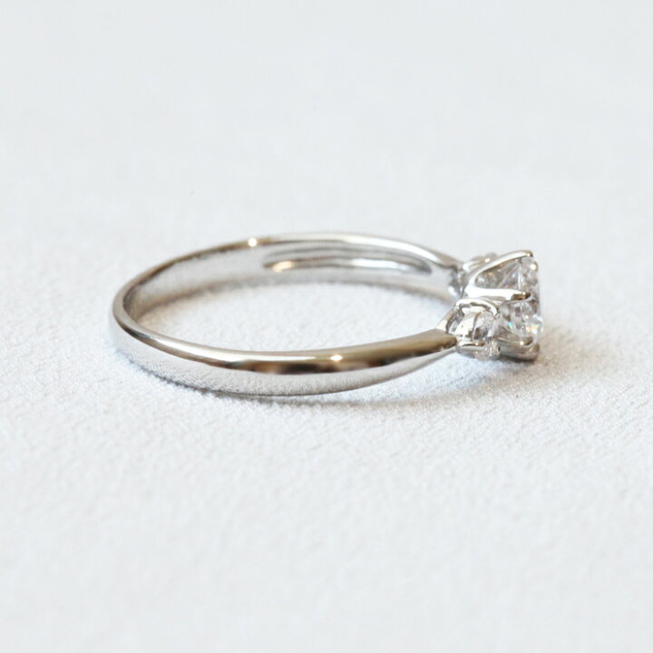 楽天市場】婚約指輪 PT900 プラチナリング ティファニー爪 