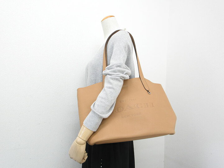 COACH ベージュ トートバッグ NFA1361