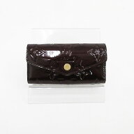 LOUIS VUITTON(ルイヴィトン) ヴェルニ ミュルティクレ4 キーケース M93517 アマラント 【ブランド小物】…