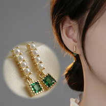 楽天市場】緑（種類（宝石）キュービックジルコニア）（ピアス 