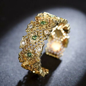 O w fB[X XtXL[ Gh t[TCY a LO NX}X ̓ e[N K18RGP AM[Ή