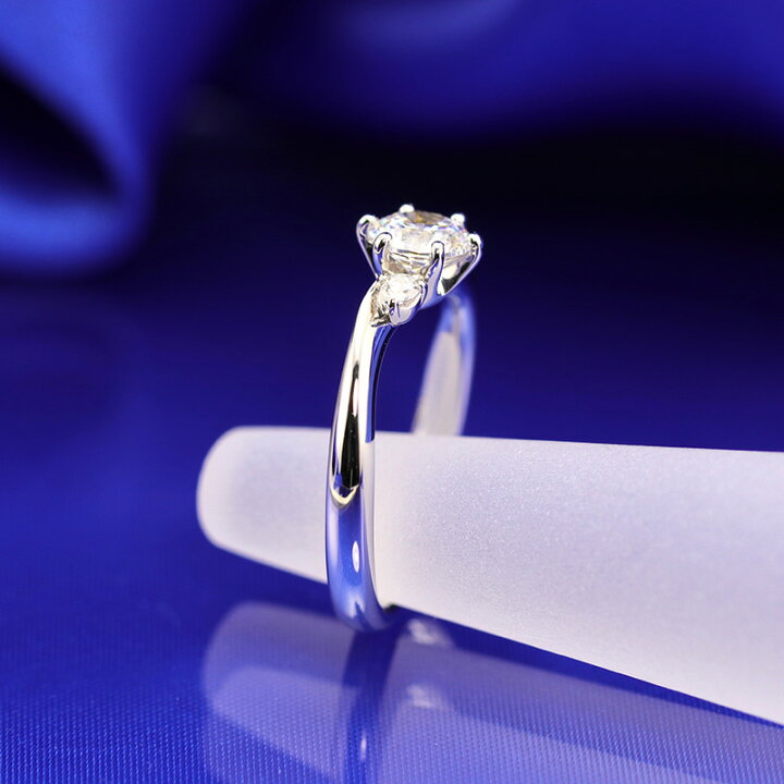 楽天市場】0.5ct 婚約指輪 結婚指輪 中央宝石研究所 鑑定書 品質保証書 