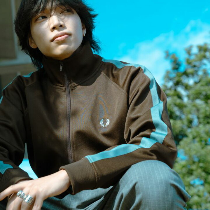 楽天市場】【送料無料】 FRED PERRY フレッドペリー 別注 配色ライン 